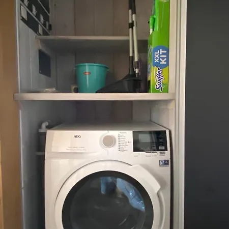 アパート Pakasa ライデン