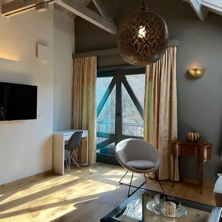 Pakasa Apartment Leiden