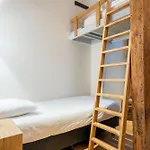 Pakasa * Leiden