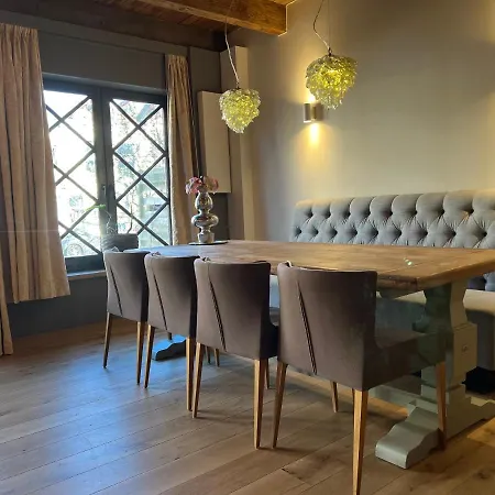 Pakasa Apartment *