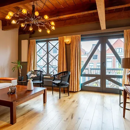 Pakasa Apartment