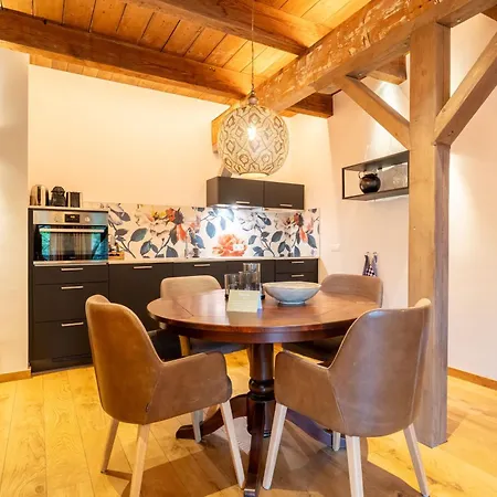 Pakasa Apartment Leiden