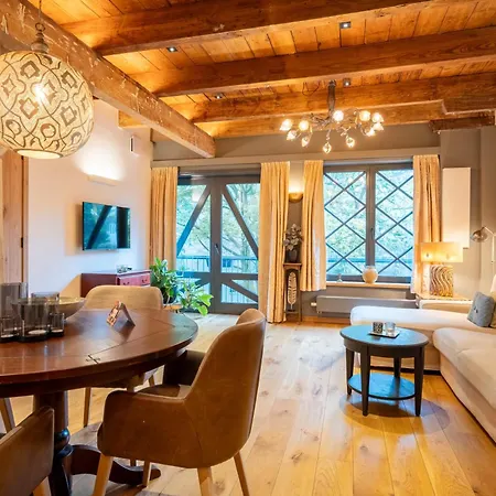 Pakasa Apartment *